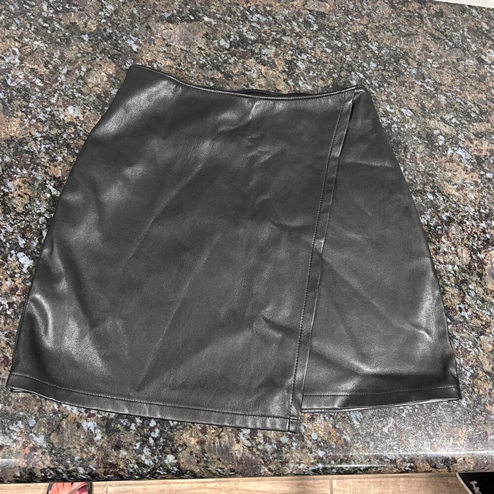 Hollister Faux Leather Wrap Mini Skirt High Rise XS Black
